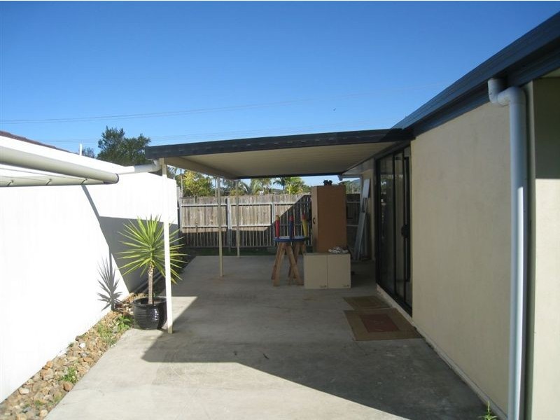 33 Robert Stanley Drive, Mount Warren Park QLD 4207