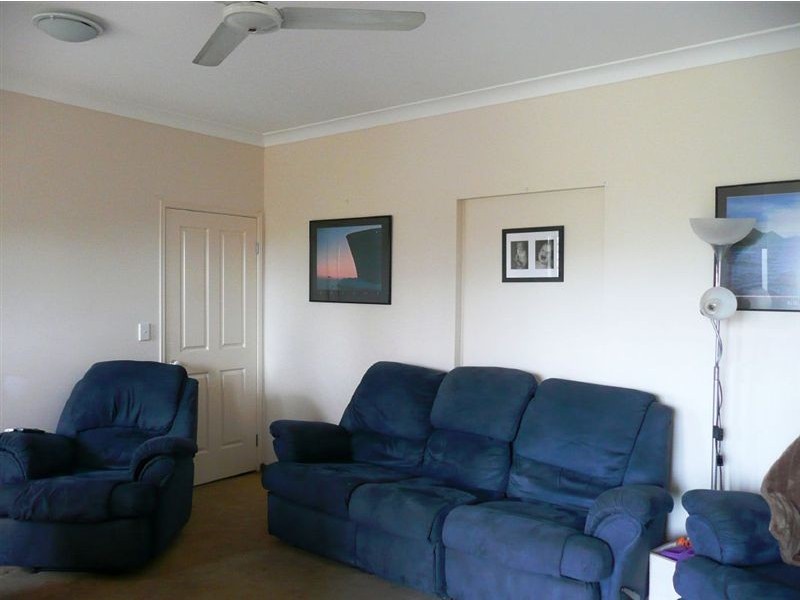 5 Bella Vista Cct, Edens Landing QLD 4207