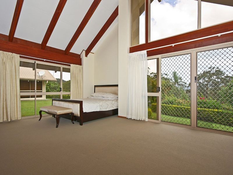 30 Holyrood Rd, Maudsland QLD 4210