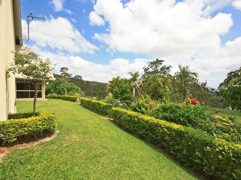 30 Holyrood Rd, Maudsland QLD 4210