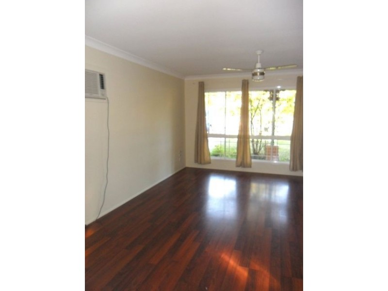 11 Natone Ct, Edens Landing QLD 4207