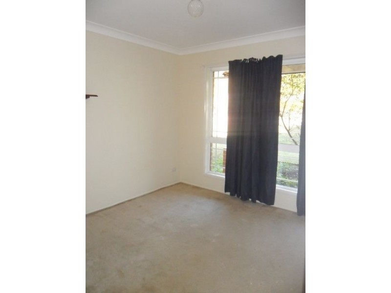 11 Natone Ct, Edens Landing QLD 4207