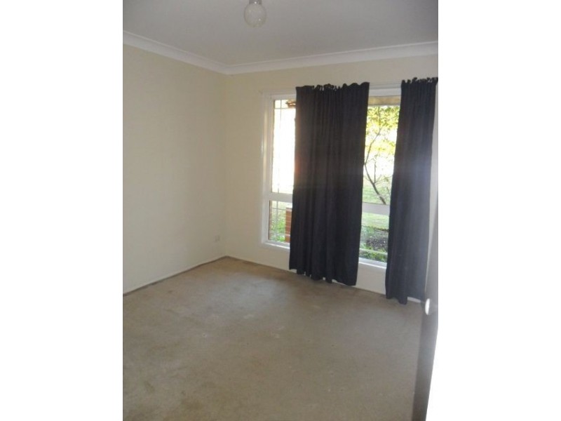 11 Natone Ct, Edens Landing QLD 4207