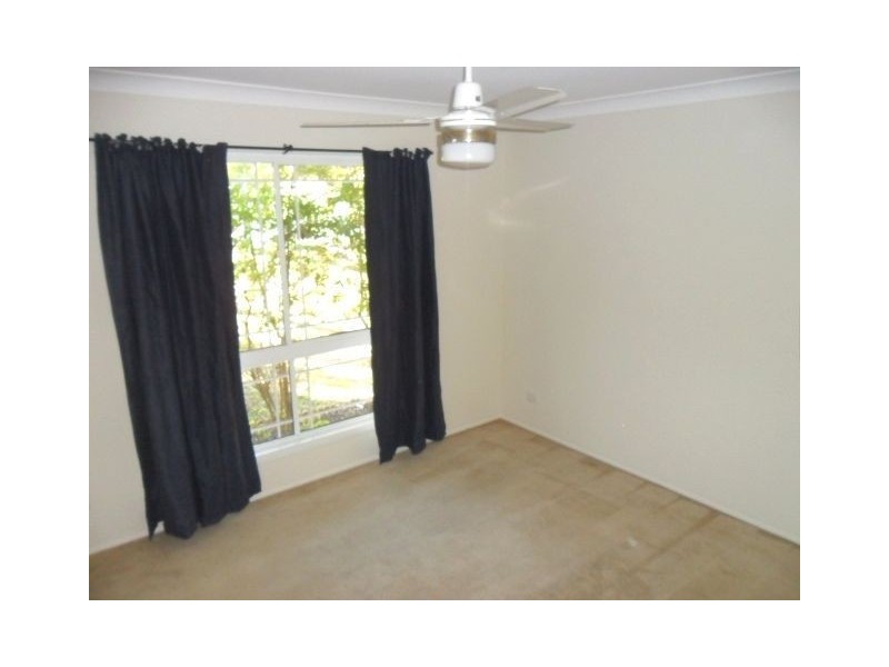 11 Natone Ct, Edens Landing QLD 4207