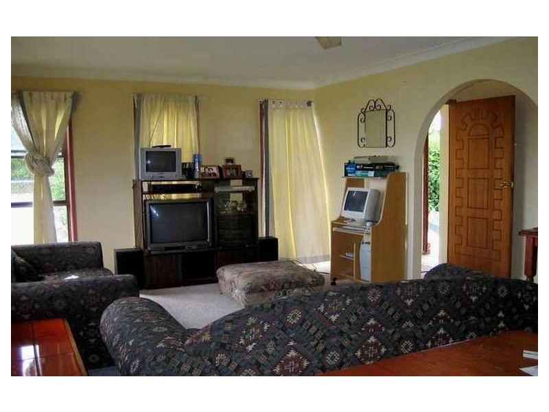 74 Station Rd, Bethania QLD 4205