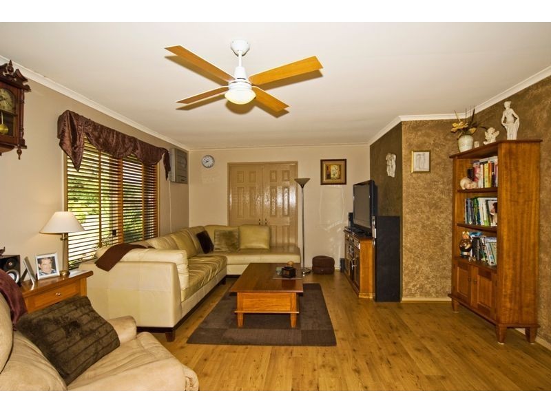 209 Mt Warren Bvd, Mount Warren Park QLD 4207