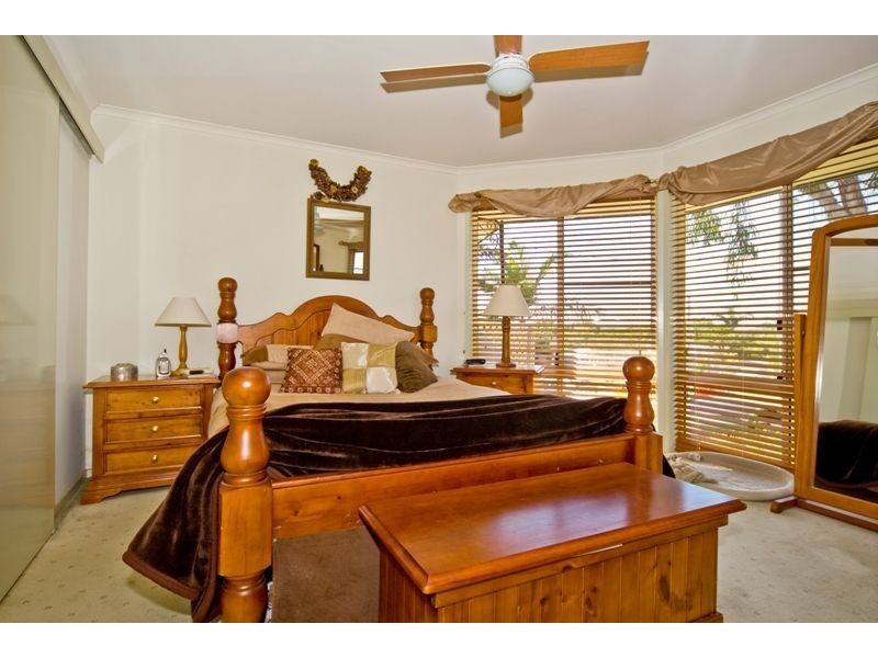 209 Mt Warren Bvd, Mount Warren Park QLD 4207