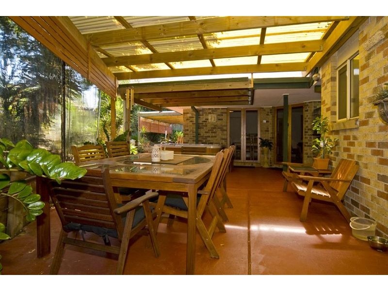 209 Mt Warren Bvd, Mount Warren Park QLD 4207