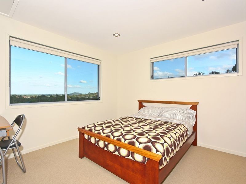 7 Nexus Close, Edens Landing QLD 4207