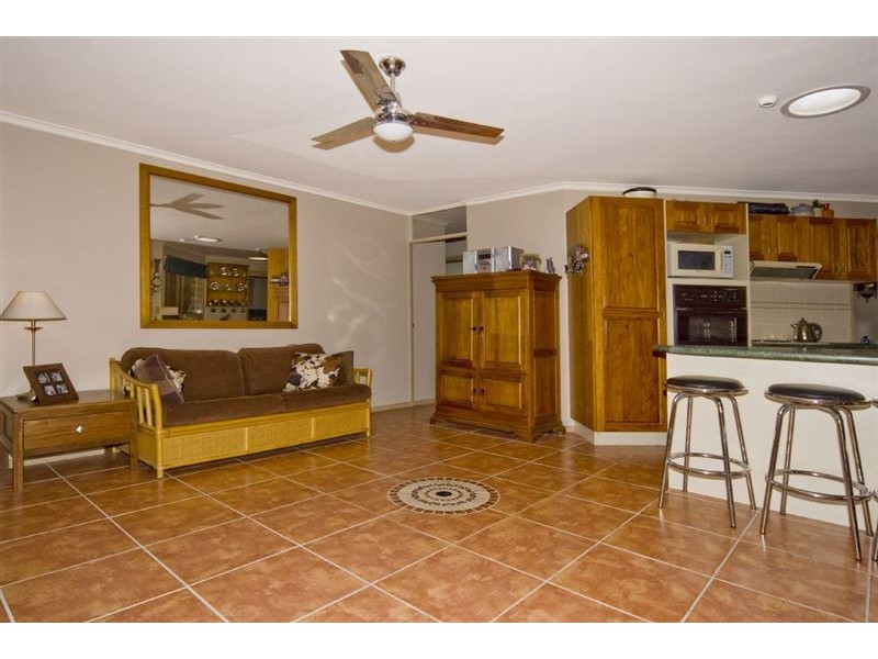 209 Mount Warren Boulevard, Mount Warren Park QLD 4207