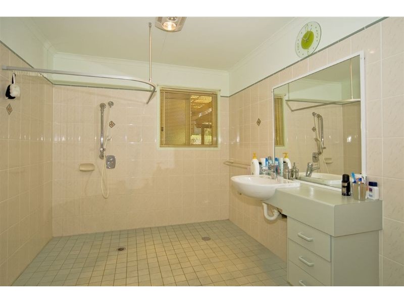 209 Mount Warren Boulevard, Mount Warren Park QLD 4207