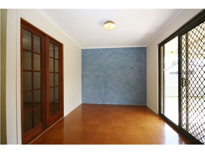 22 Glendevon Cres, Mount Warren Park QLD 4207