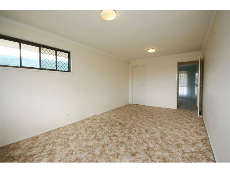 22 Glendevon Cres, Mount Warren Park QLD 4207