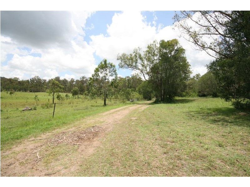 85 RANDLE RD, Buccan QLD 4207
