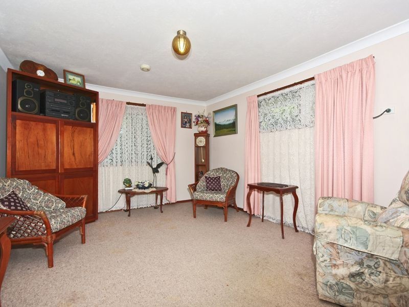 6 Saverin Rd, Eagleby QLD 4207