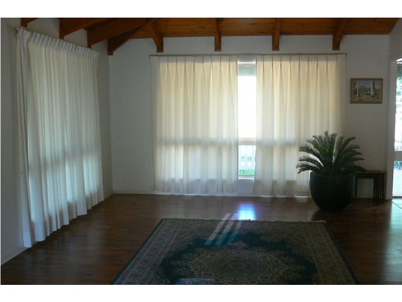 9 Beaton Court, Ormeau QLD 4208