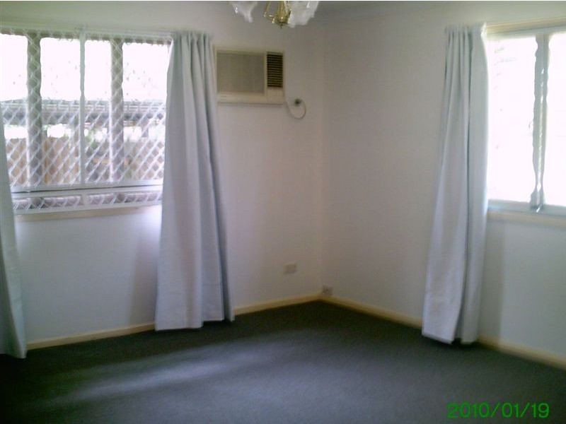 9 Pine Avenue, Beenleigh QLD 4207