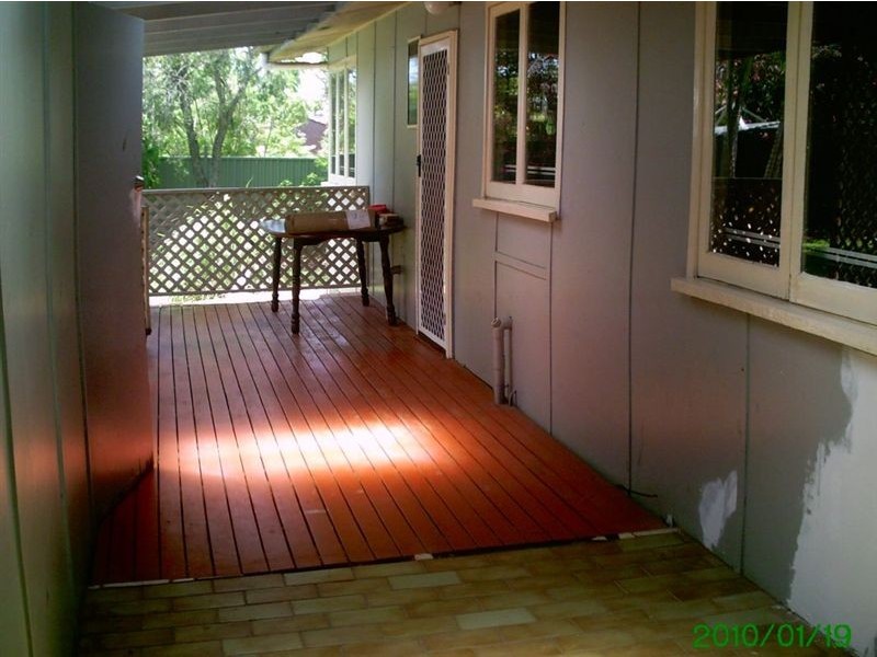 9 Pine Avenue, Beenleigh QLD 4207