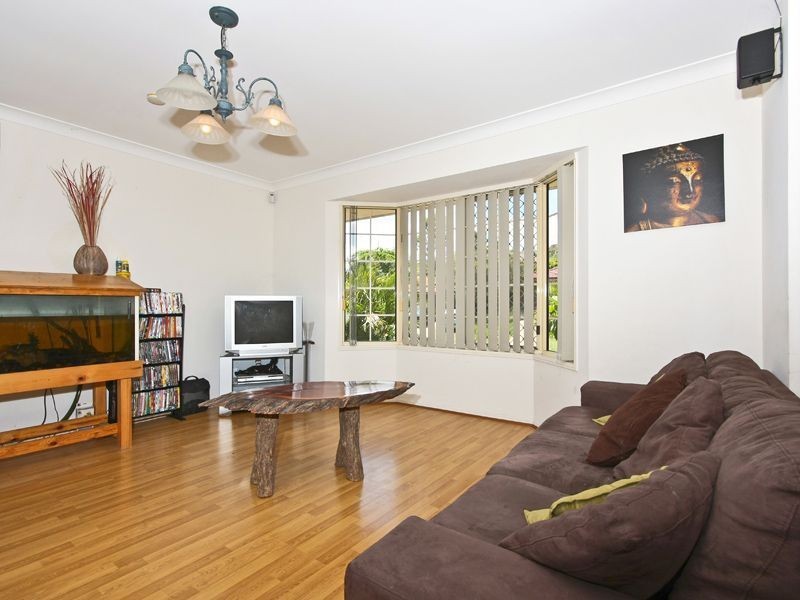 66 Avonmore Street, Edens Landing QLD 4207