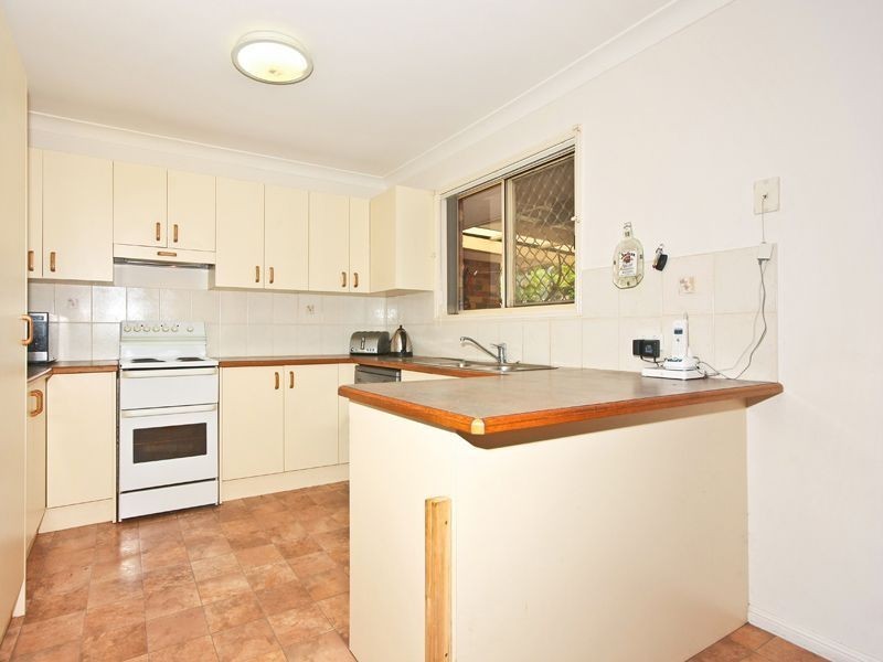 66 Avonmore Street, Edens Landing QLD 4207