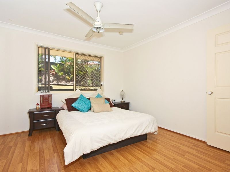 66 Avonmore Street, Edens Landing QLD 4207