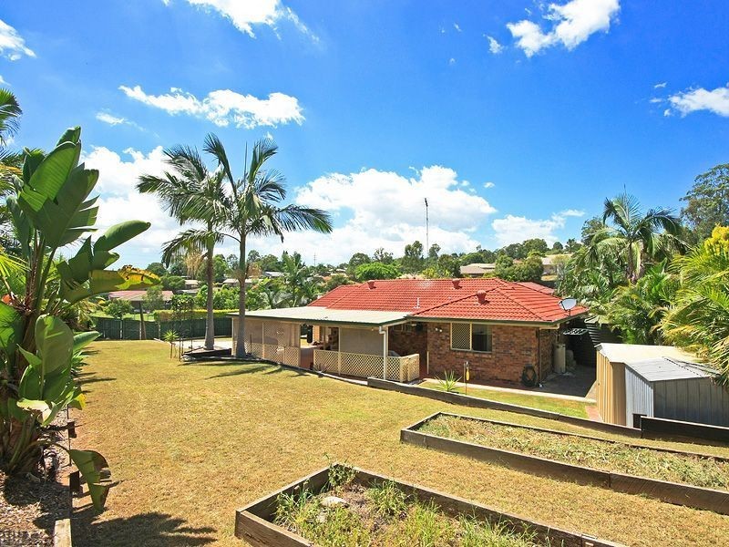 66 Avonmore Street, Edens Landing QLD 4207