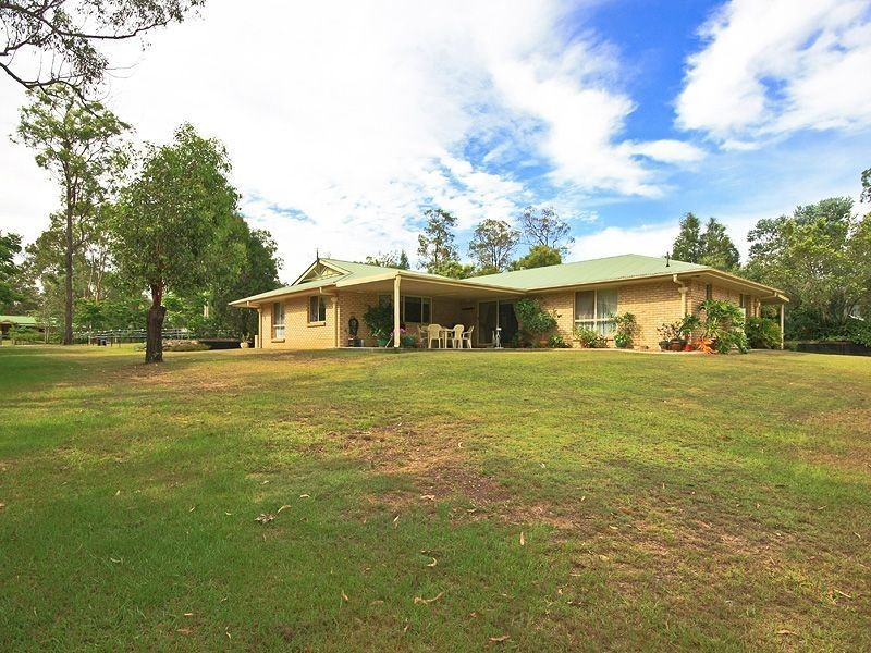 221 Wilson Road, Buccan QLD 4207