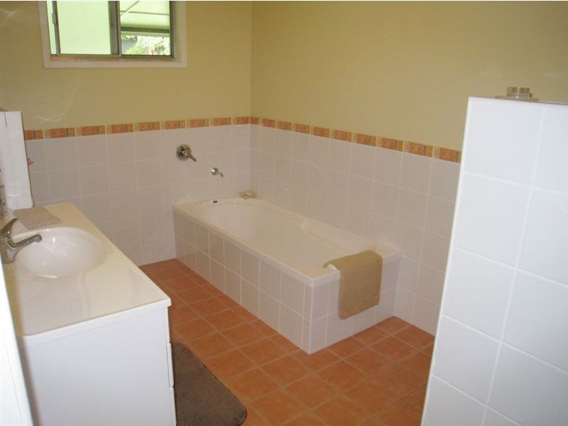 535 Stanmore Rd, Luscombe QLD 4207