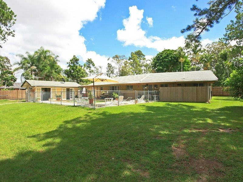 9 Pinelands Street, Loganlea QLD 4131