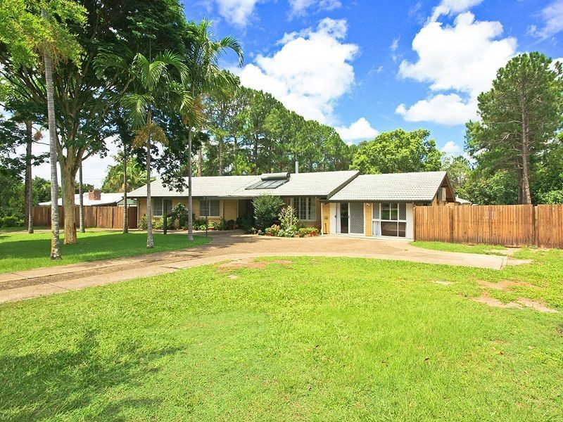 9 Pinelands Street, Loganlea QLD 4131
