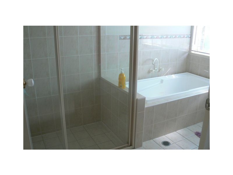 27 Johnson Parade, Ormeau Hills QLD 4208