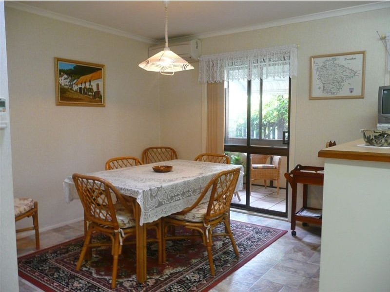 18 Grove Road, Holmview QLD 4207