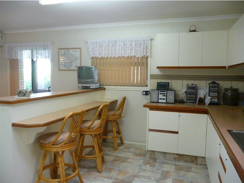 18 Grove Road, Holmview QLD 4207