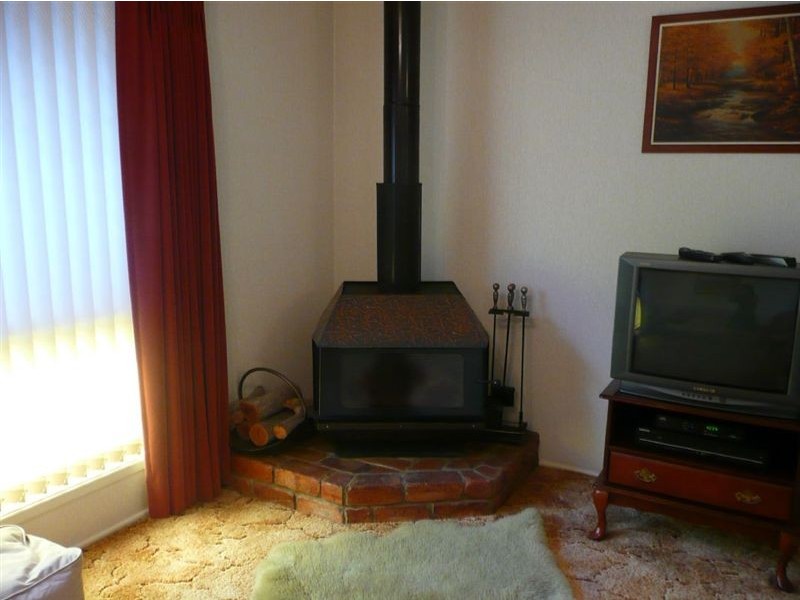 18 Grove Road, Holmview QLD 4207