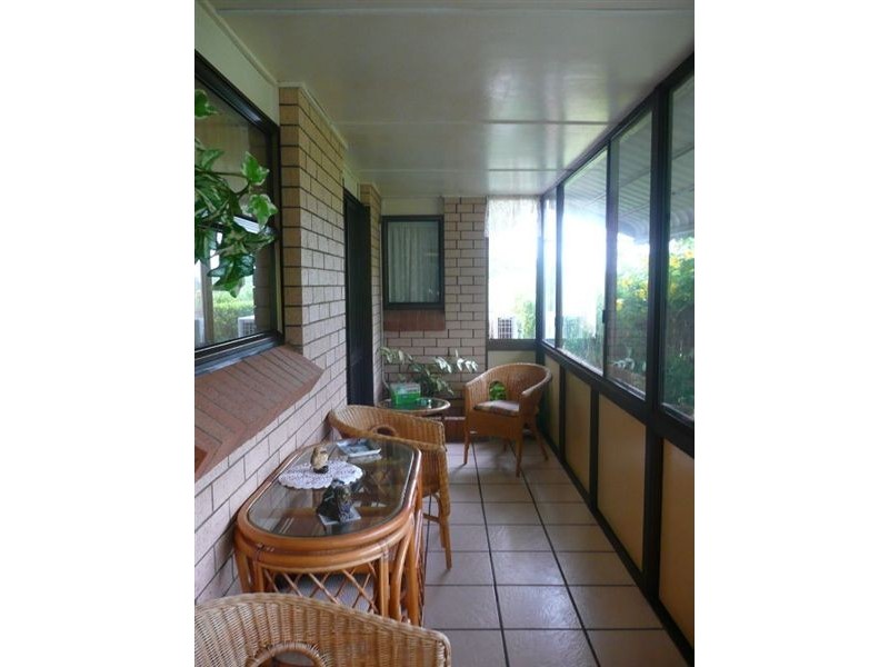 18 Grove Road, Holmview QLD 4207