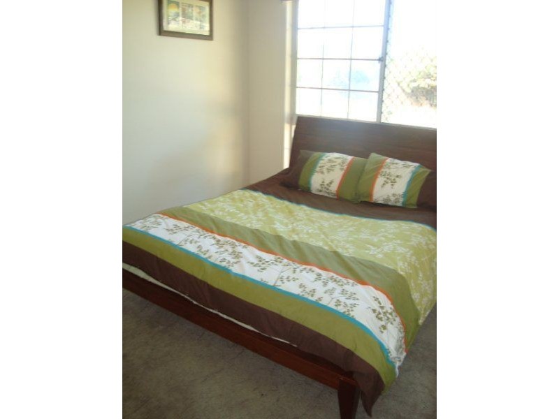 19 Yorkshire Crescent, Mount Warren Park QLD 4207