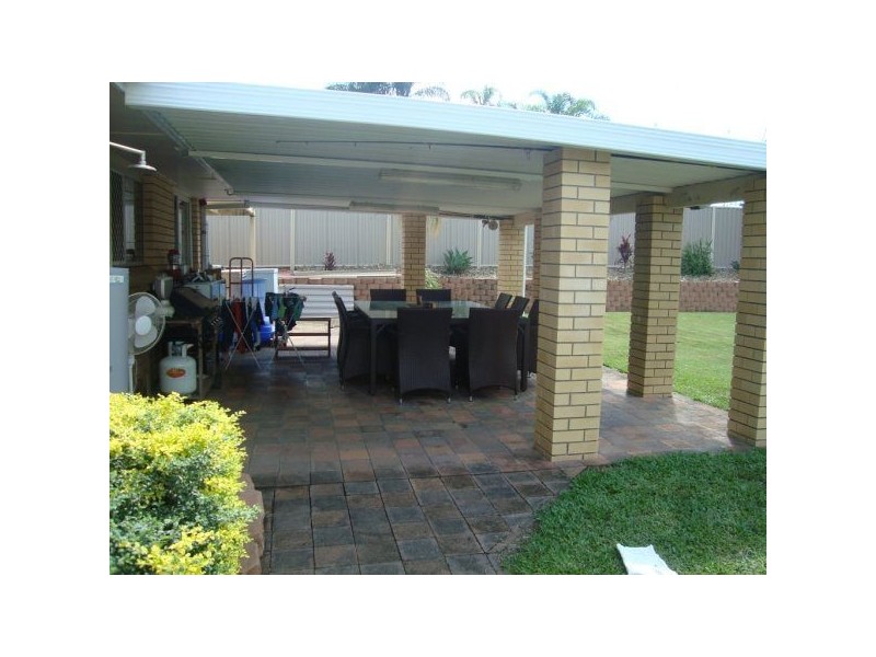 19 Yorkshire Crescent, Mount Warren Park QLD 4207