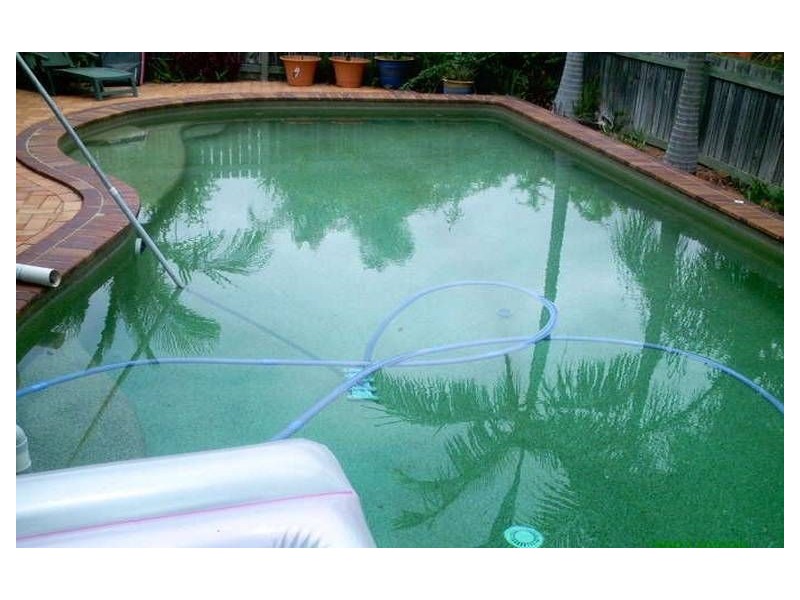 37 Leighton Drive, Edens Landing QLD 4207