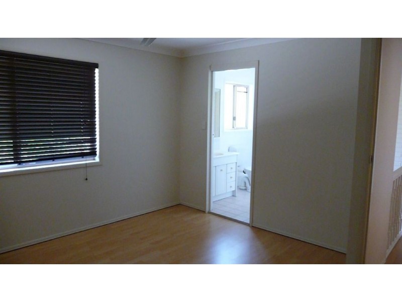 2/20 Pine Av, Beenleigh QLD 4207