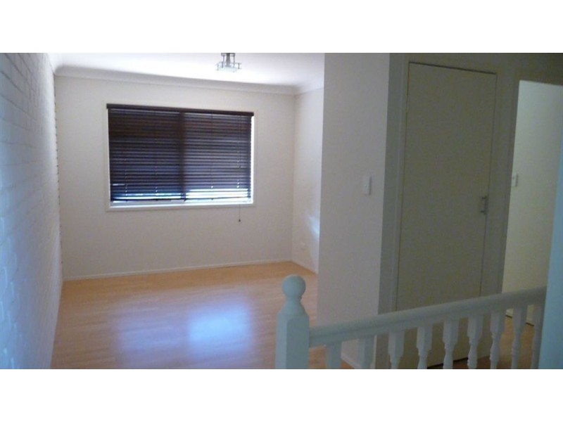 2/20 Pine Av, Beenleigh QLD 4207