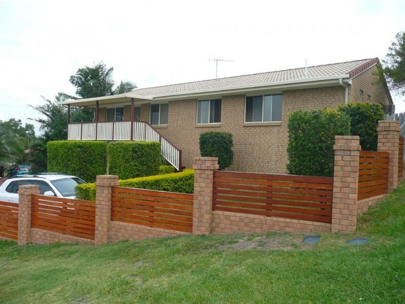 3 Buckley Street, Edens Landing QLD 4207
