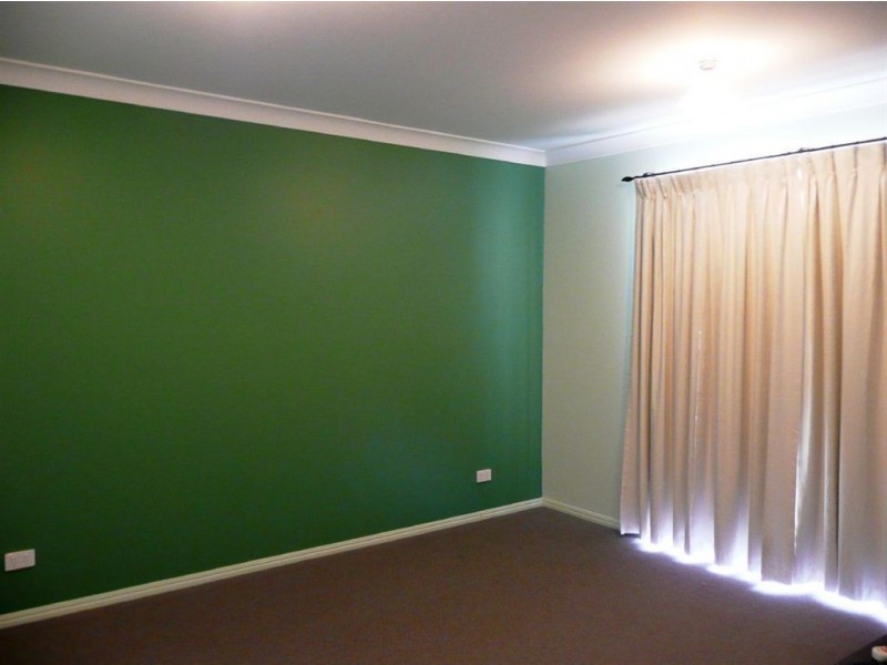 13 Shelley Av, Mount Warren Park QLD 4207