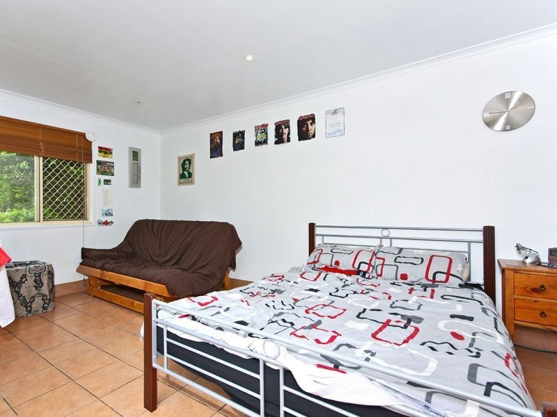 6 Adale Ct, Daisy Hill QLD 4127
