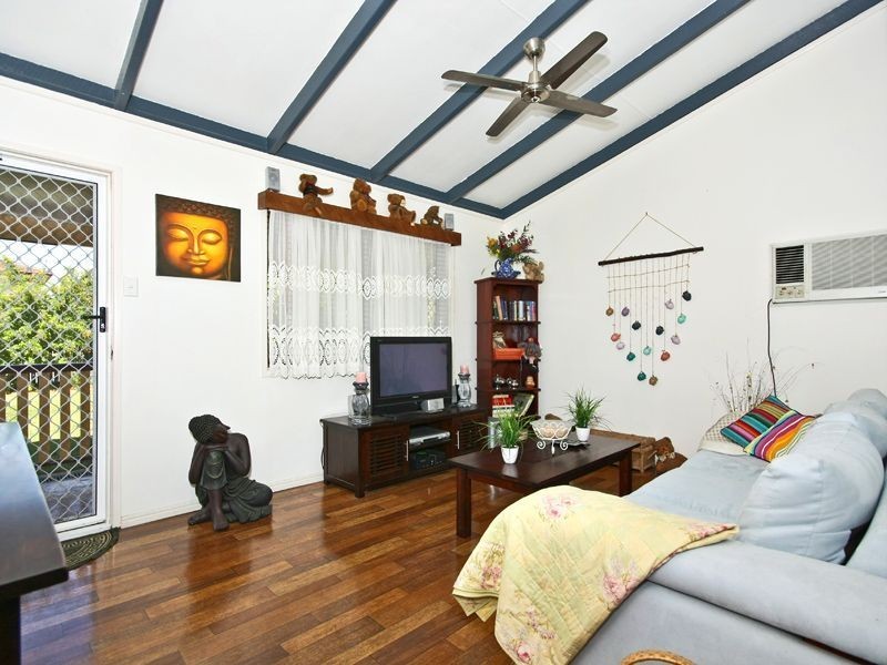 2 Buchanan Street, Beenleigh QLD 4207