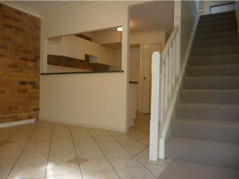 25/26 Pine Ave, Beenleigh QLD 4207