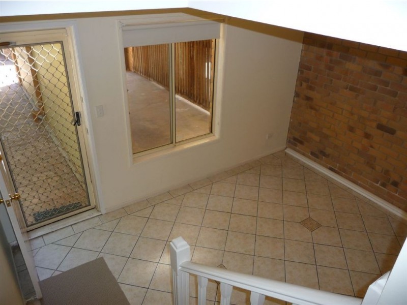 25/26 Pine Ave, Beenleigh QLD 4207