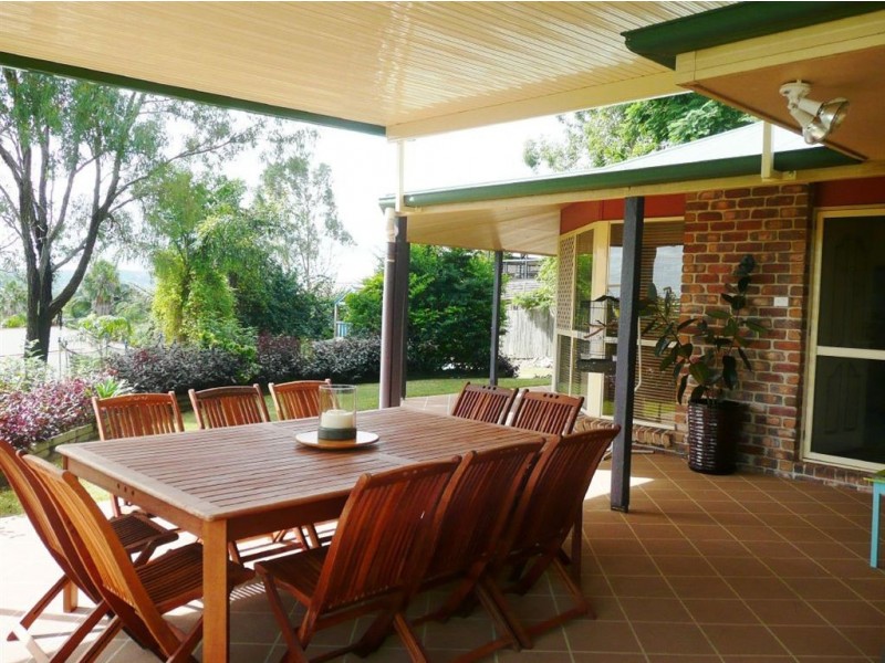 9 Jager Place, Edens Landing QLD 4207
