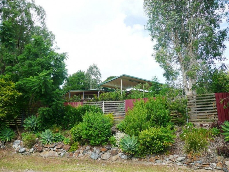 9 Jager Place, Edens Landing QLD 4207