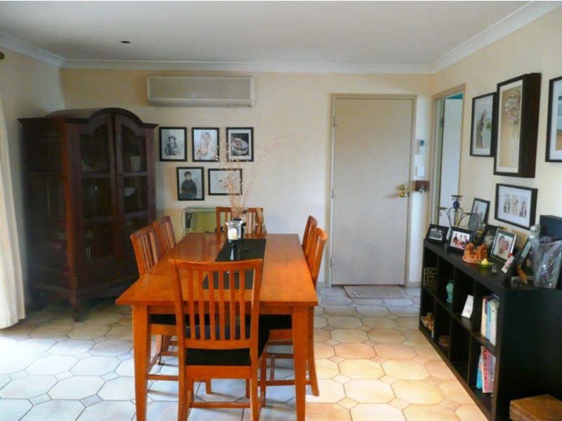 9 Jager Place, Edens Landing QLD 4207