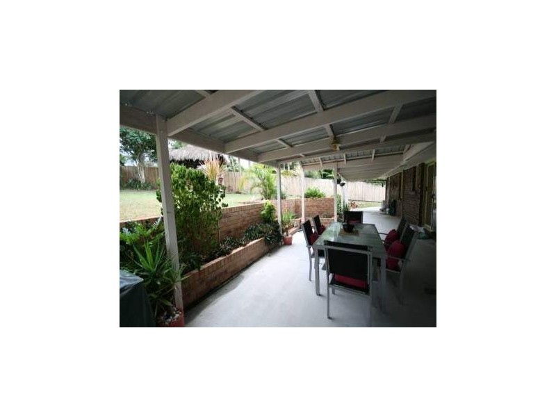 3 Minnie Place, Windaroo QLD 4207